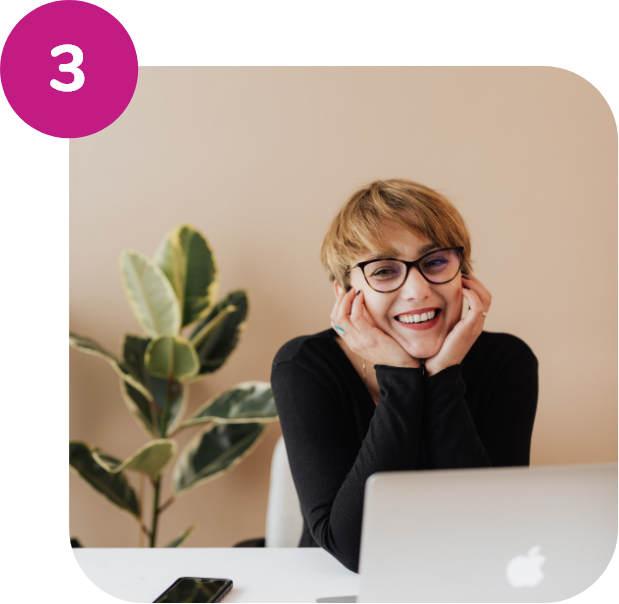 Lady Working To Become A Reseller For Yaxxa